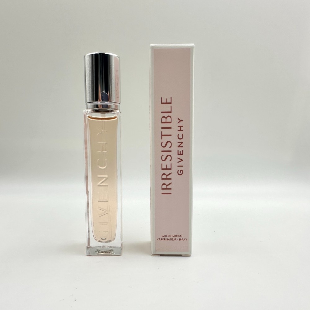 Givenchy Irresistible Eau de Parfum 12.5ml / 0.42 fl oz Mini Spray New In Box