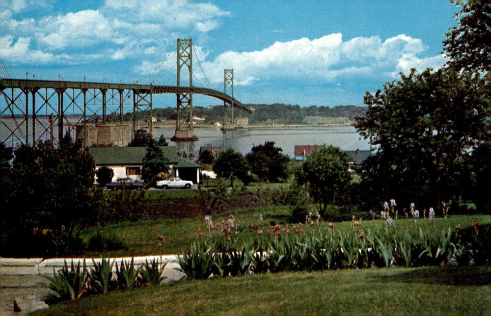 1960s Mt. Hope Bridge Providence Newport Rhode Island Lusterchrome Postcard