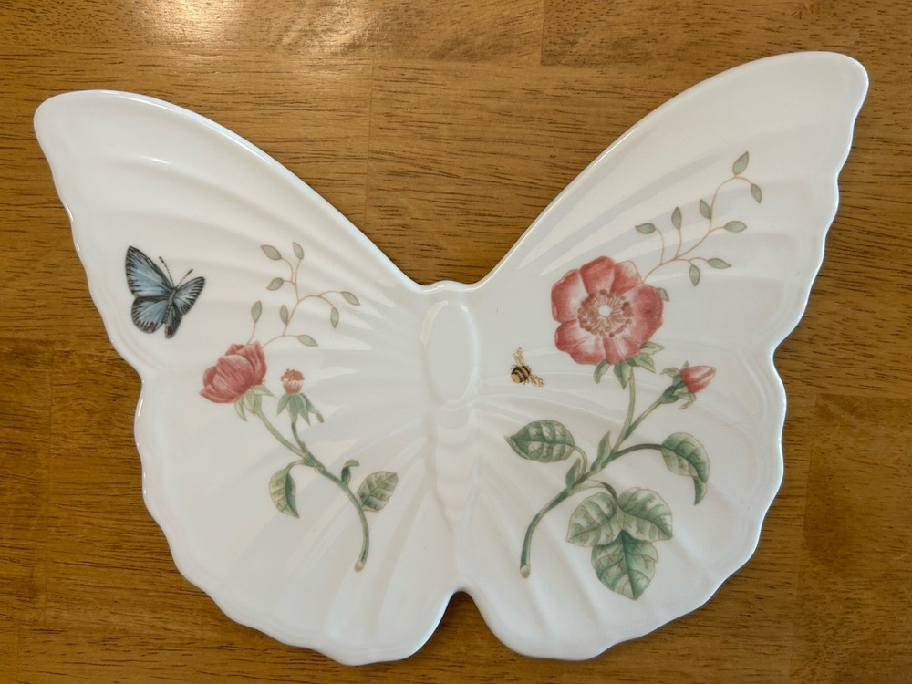 Lenox Butterfly Meadow Butterfly Shaped Porcelain Footed Trivet Wall Hanging