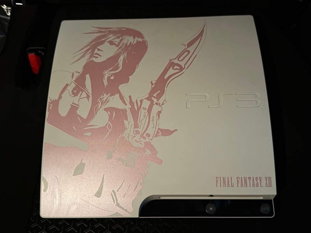 PS3 FINAL FANTASY XIII LIGHTNING EDITION CEJH-10008 250GB Console w/ AV Cable