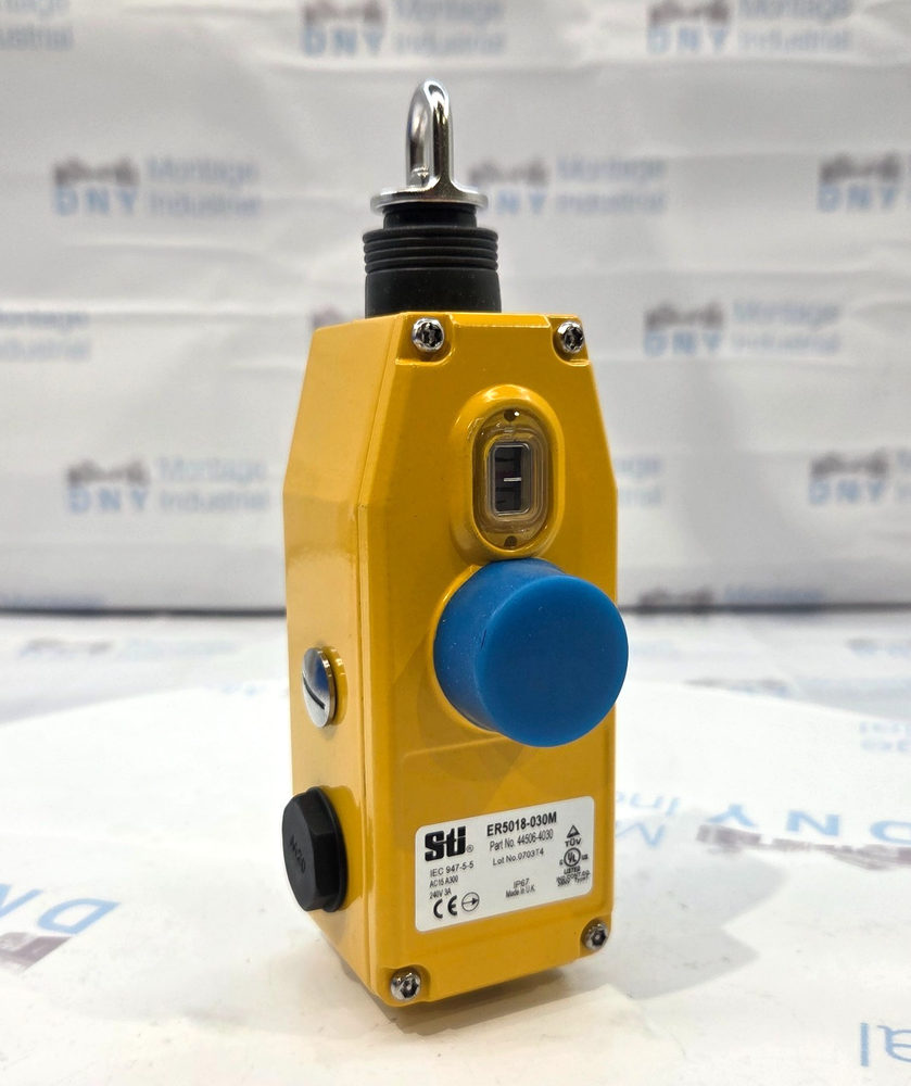 OMRON ER5018-030M 44506-4030 ROPE PULL SWITCH S6/1164