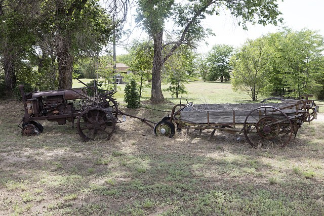 Photo:Boggsville Colorado 2016 Rusted Tractor Freight Wagon Last Load