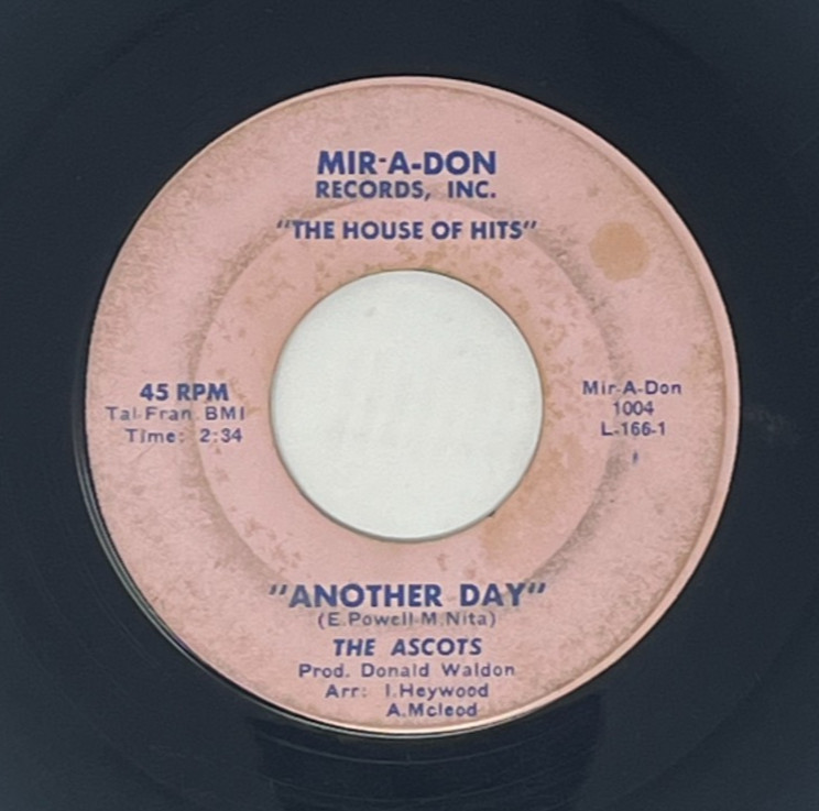 45/7in - The Ascots - 