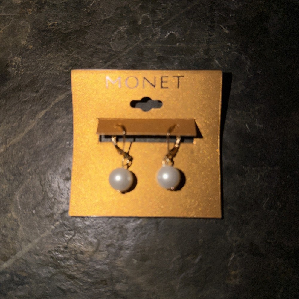 Monet Gold Tone Faux Pearl Drop Dangle Earrings Pierced Leverback NWT