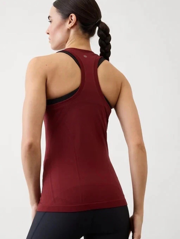 Athleta Momentum seamless tank- xs- redwood- nwot-