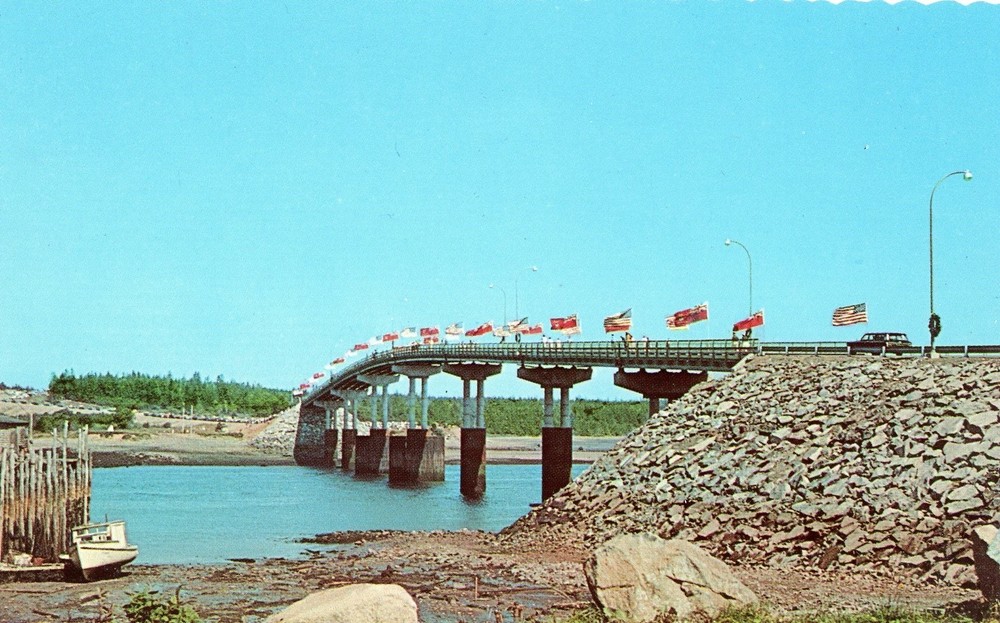 Franklin D. Roosevelt Memorial Bridge, Lubec, Maine, 1963, UNP, EXC --POSTCARD