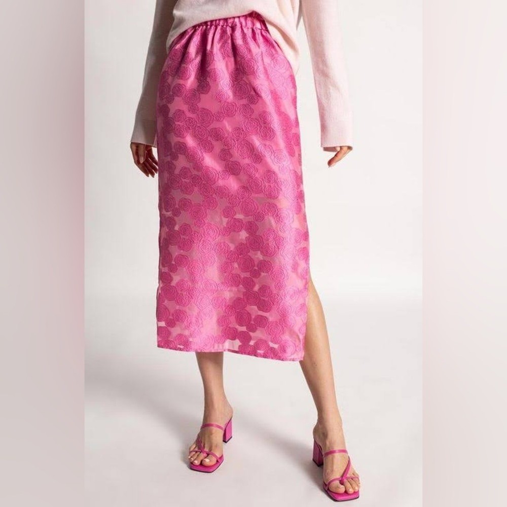 NWOT Samsoe Samsoe Bansa Bubblegum Pink Floral Jacquard Midi Skirt Size Small