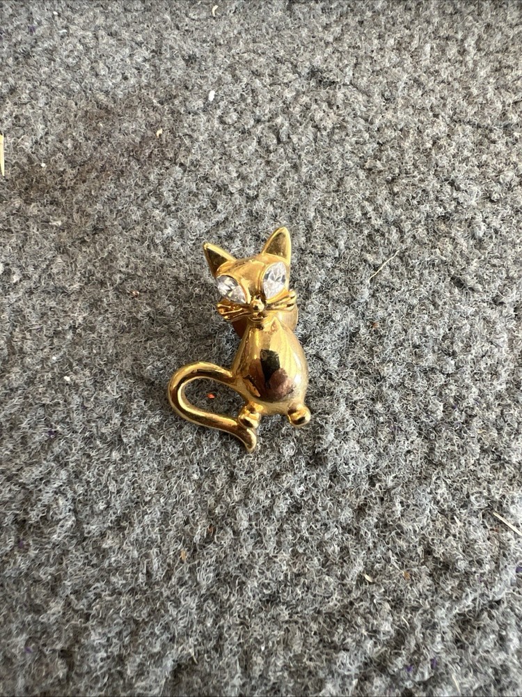 Vintage Cat w/ SLanted Rhinestone Eyes Lapel Pin, Tie Tack Gold Tone