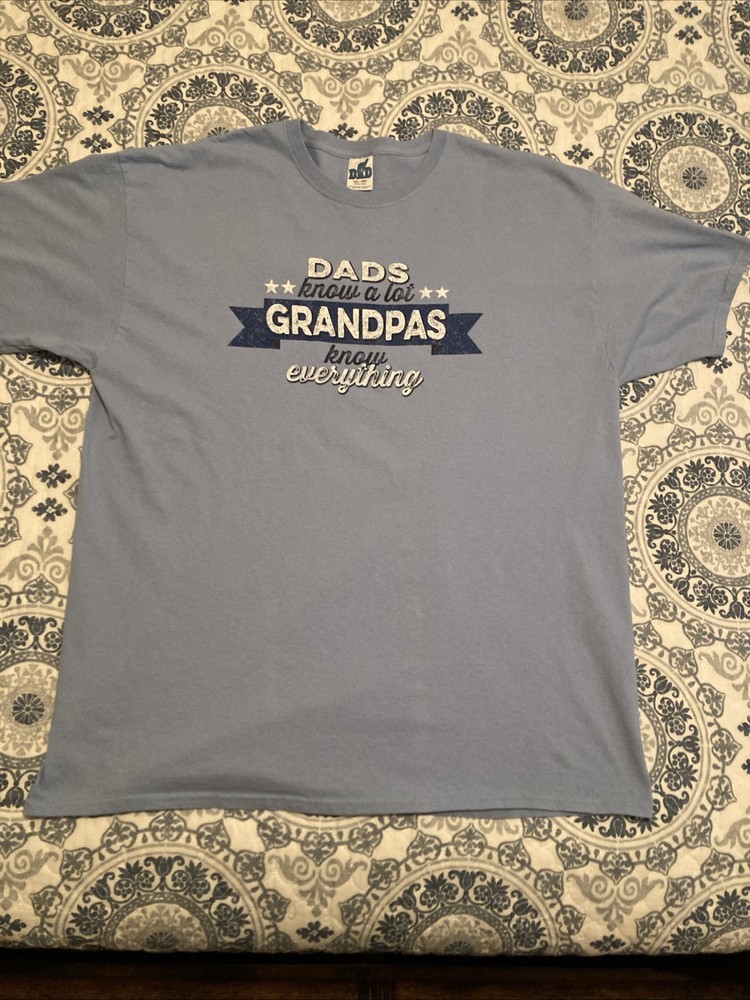 Mens Grandpa T-Shirt Size 2XL Blue Dads Know A Lot Grandpas Know Everything