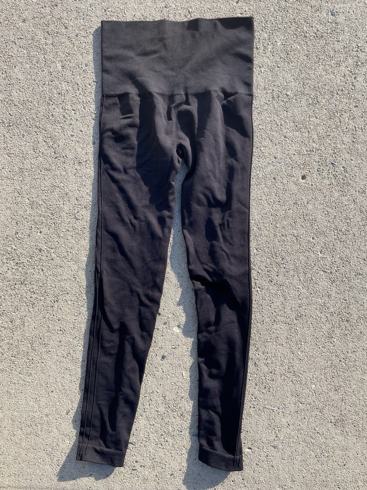 Spanx Women’s Leggings Small  Black