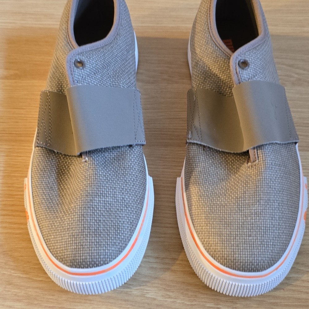 PUMA Men’s Canvas Slip-On Sneakers Round Toe Gray/White/Orange Size 9 New
