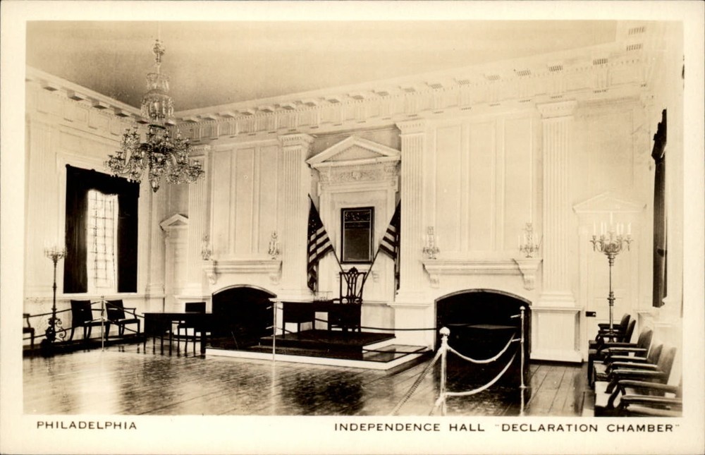 Independence Hall Declaration Chamber Philadelphia Pennsylvania ~ postcard