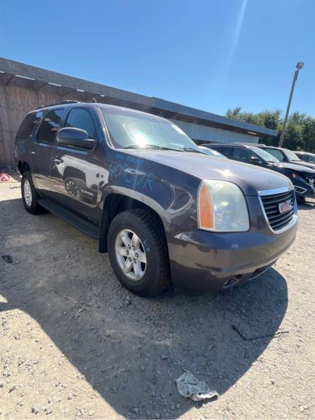 YUKON     2011 Inner Fender 3033869