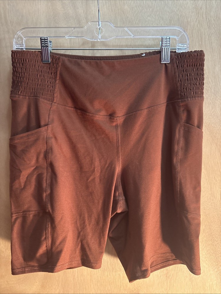 Maurice's Large Brown Spandex Shorts Women's Size Large With Pockets