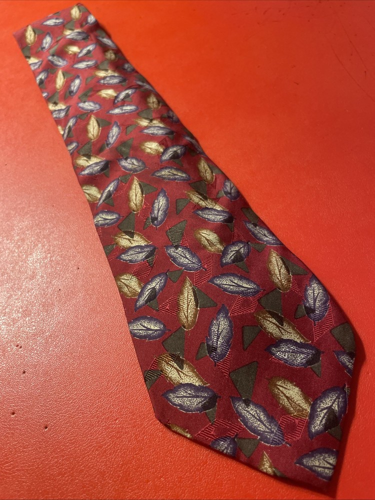 Vintage EUC Valentino Cravatte Silk Tie Men’s Necktie Leaves Made In Italy