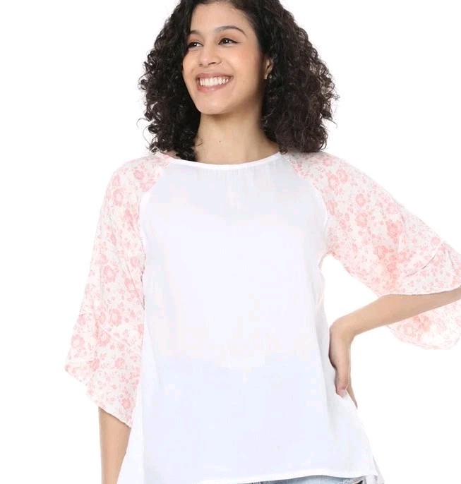 Myra Bay Ruffled 3/4 Sleeve Pink Floral White Top Size Medium Tunic Rayon Soft
