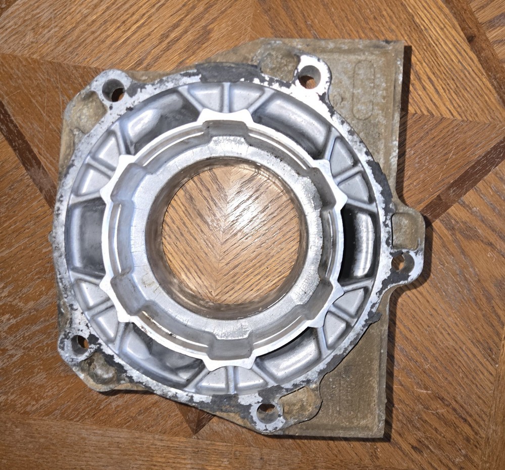4L60E Transfer Case Adapter Kit GM Part 15028096