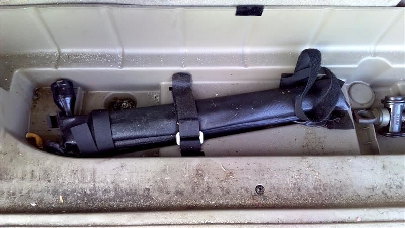 COMMANDER 2008 Jack 1038126951 NO FOAM TRAY NO SPARE TIRE