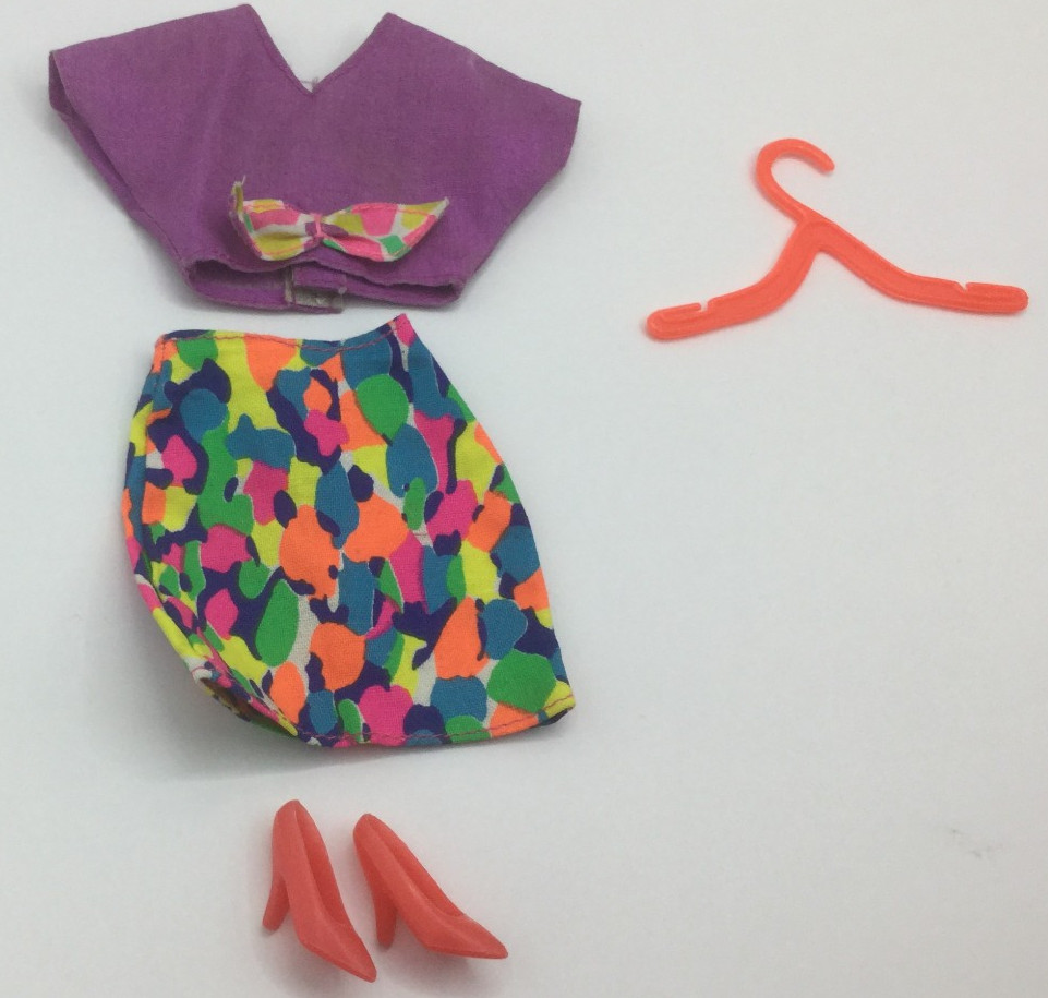 Vintage Barbie Outfit Fashion Favorites 2Piece Patterned Clothes Top Skirt Shoes