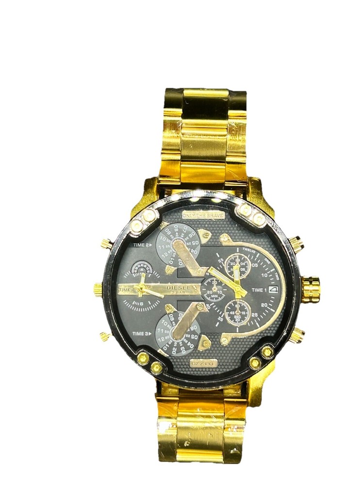 Diesel DZ7399‎ Men's Mr. Daddy 2.0 Chronograph Gold Dial Bracelet Watch
