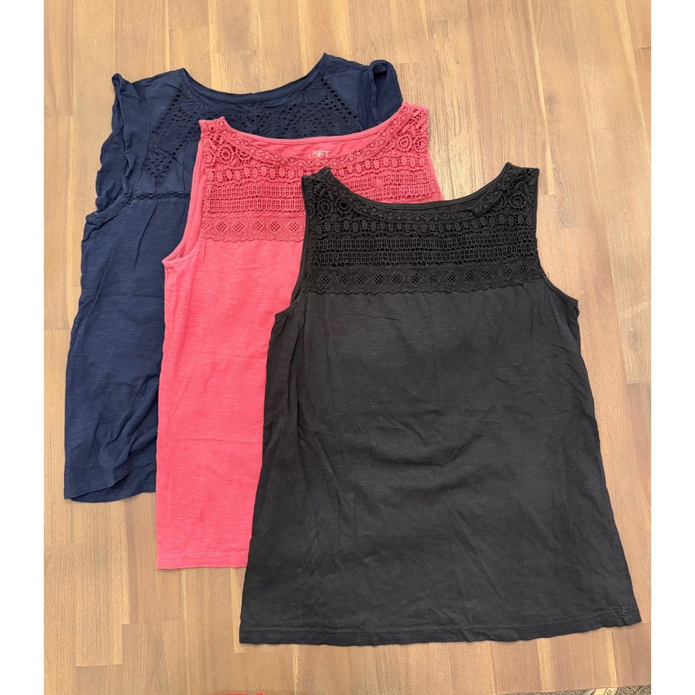 THREE LOFT Outlet Women's Crochet Lace Top M