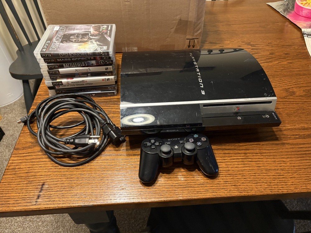PlayStation 3 PS3 Bundle Controllers and Games, Tested and Working