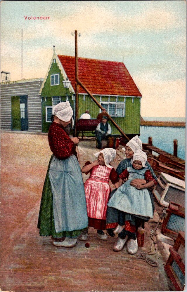 Vintage Postcard Volendam Netherlands Traditional Dutch Family Street Scene