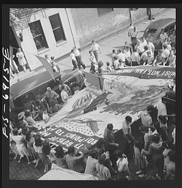 Photo:New York NY 1910s Italian-Americans Mott Street Banner Protest Crowd