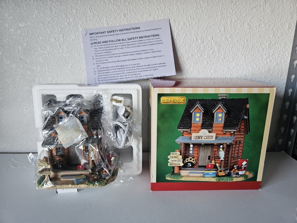 Lemax 2013 5 Hawk Cabin Lighted Building Model #35517