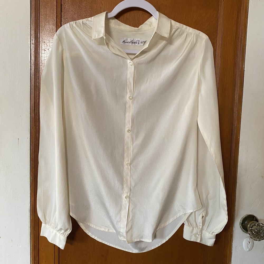 Vintage Gloria Vanderbilt Long Sleeve Button Down Shirt Blouse Retro Cream White