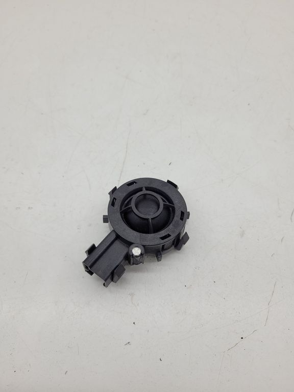 Volvo XC60 2014 Front Door Tweeter Speaker 31384748 SVJ8108
