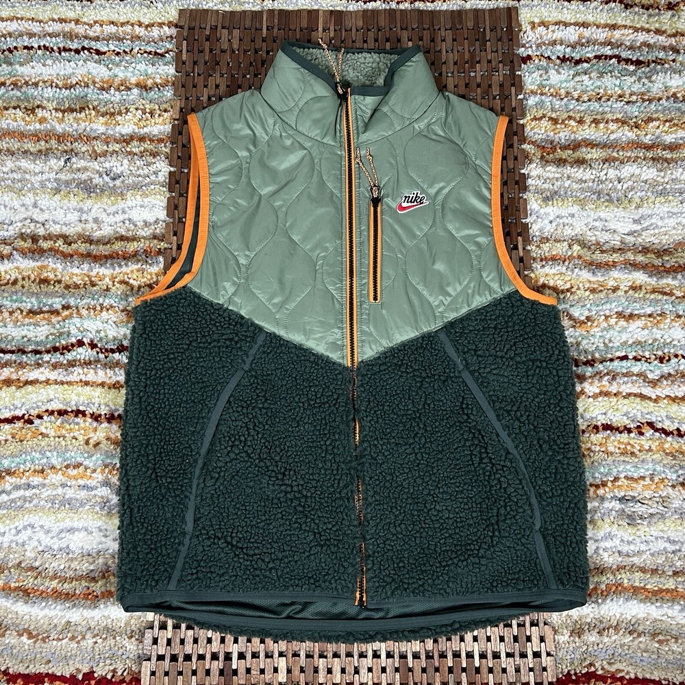 Nike Heritage Hybrid Sherpa Puffer Vest Forest Green Mens Medium Hiking Outdoors