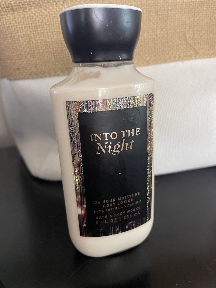 Bath & Body Works Into The Night 24-Hour Moisturizing Lotion 8 oz