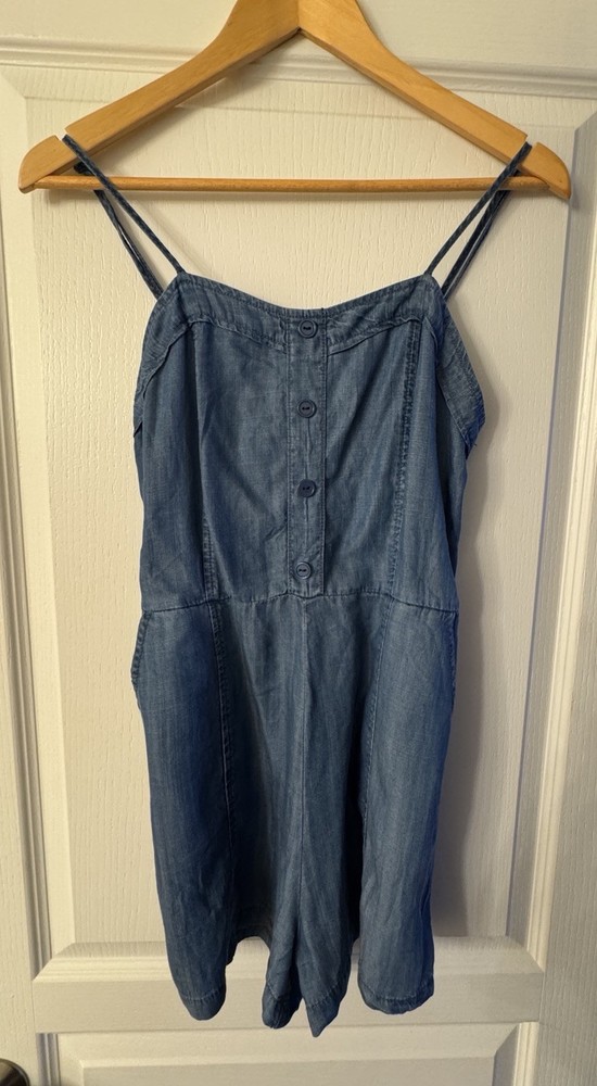 Denim Chambray Blue Button Front Shorts Romper  Juniors Size Small-New!! No Tags