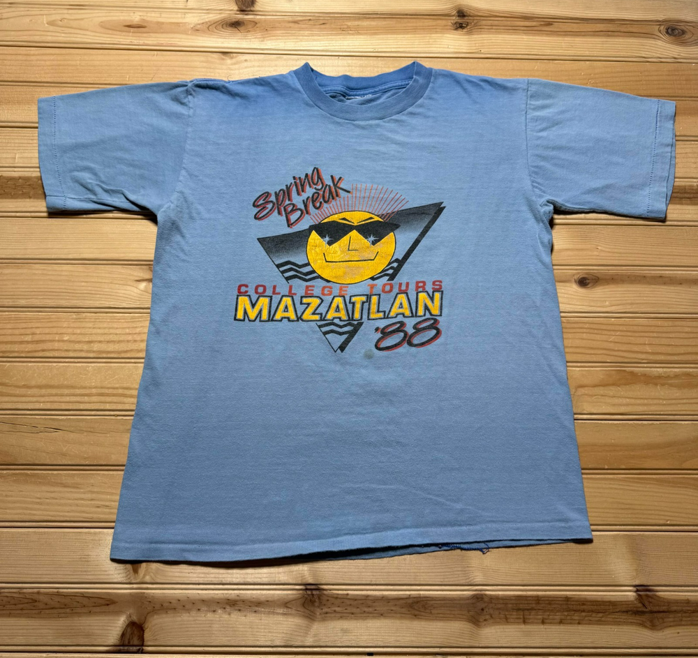 Vintage 1988 Mazatlan Mexico Spring Break College Tours Souvenir Shirt - Medium