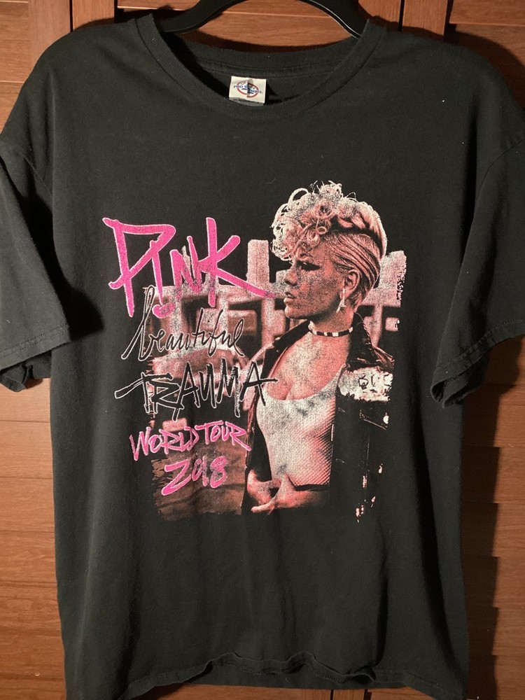 P!nk Pink Beautiful Trauma 2018 World Tour Cotton T-Shirt Size Large