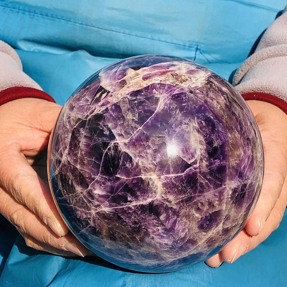 2230G Natural Beautiful Dream Amethyst Quartz Crystal Sphere Ball Healing 3321