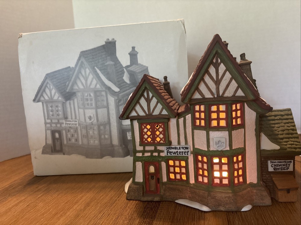 Dept 56 Dickens Village Series “HEMBLETON PEWTERER” 5800-9 w/Light & Box