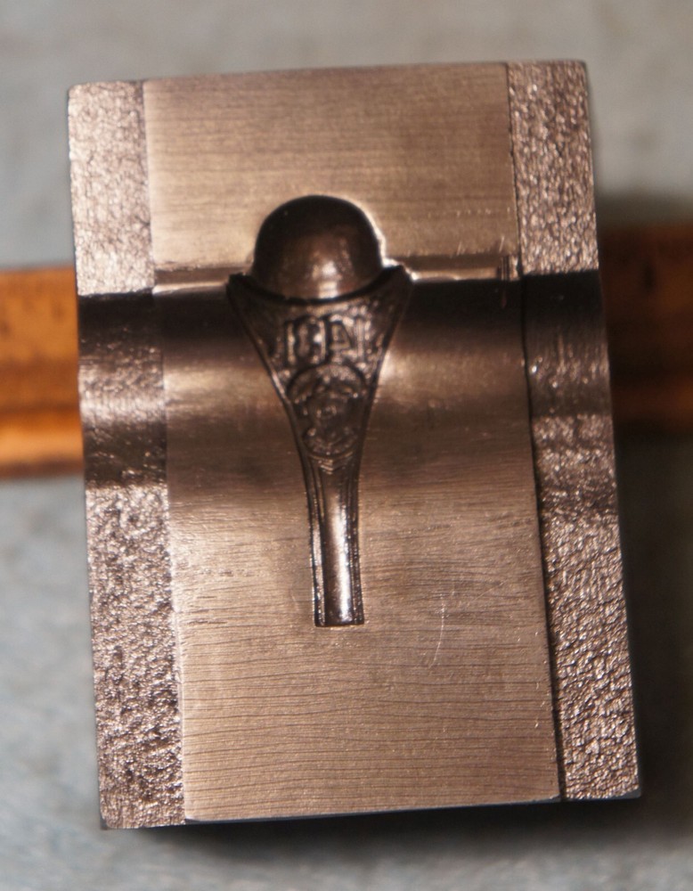 1943 MASSACHUSETTS STATE COLLEGE Class Ring STEEL STAMPING DIE Robbins RB853