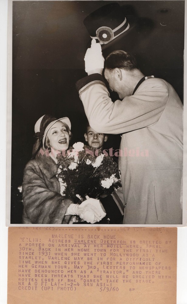 Vintage Photo 1960 Marlene Dietrich returns to Berlin Germany