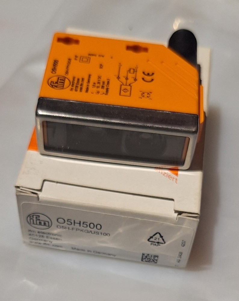 *NEW* IFM O5H500 O5H-FPKG/US100 Diffuse Reflection Sensor - USA location