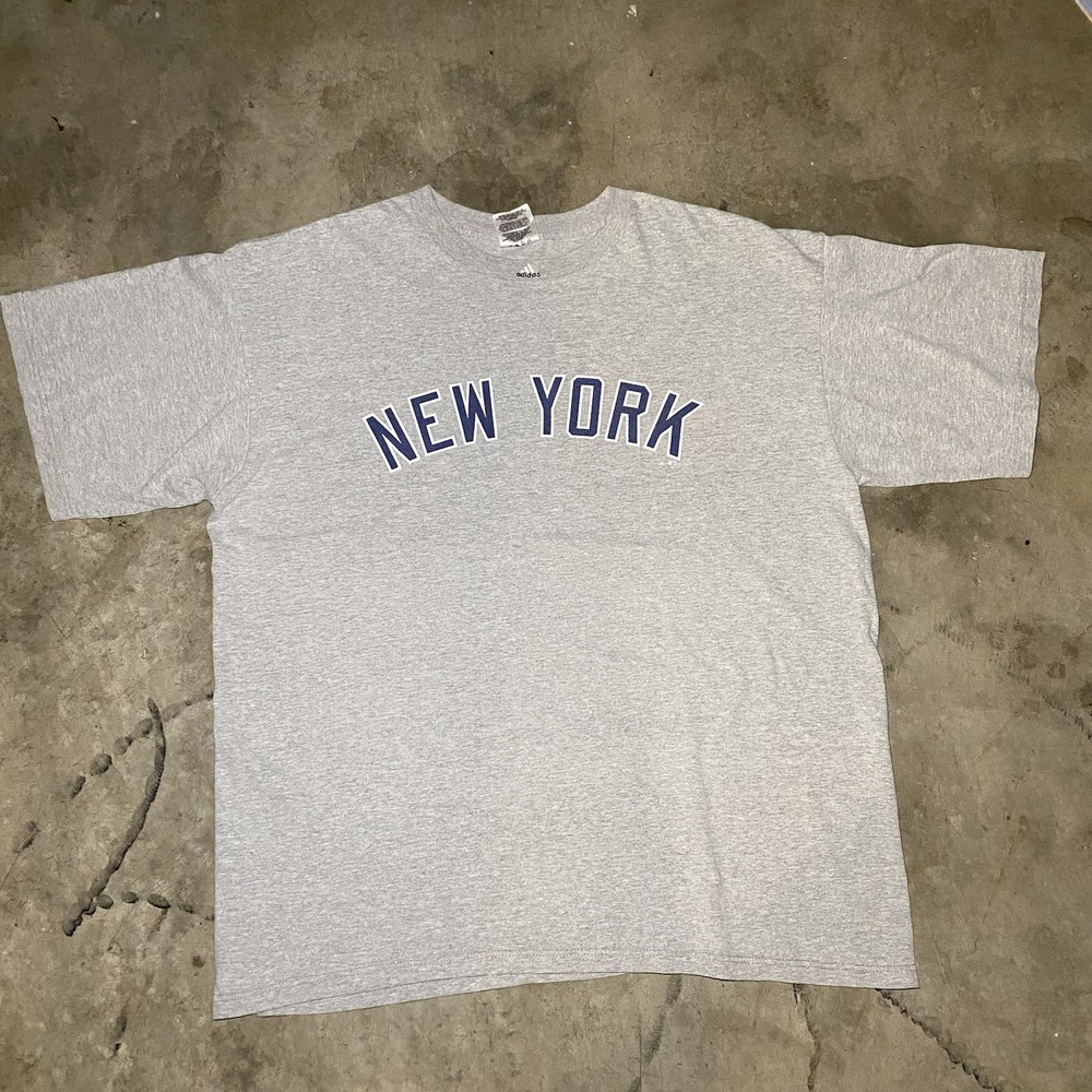 Vintage Adidas New York Yankees T-Shirt SIZE XL