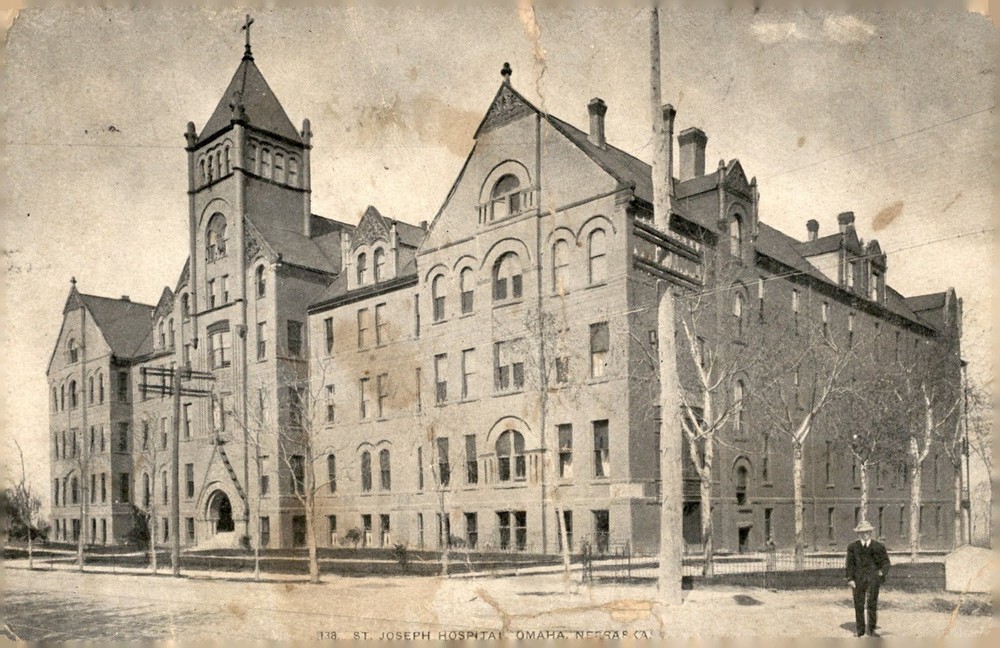 St. Joseph Hospital, Omaha, Nebraska, 1930s Postcard