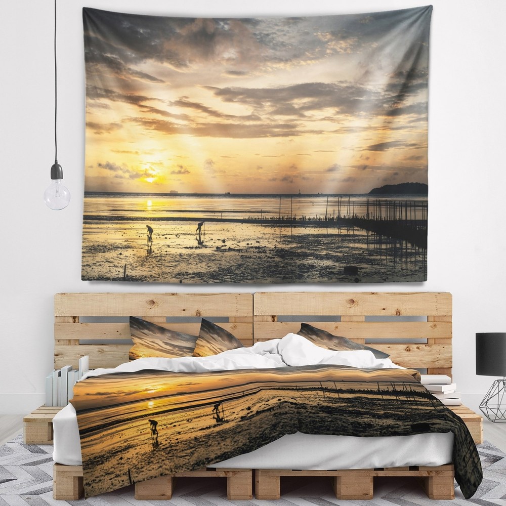 Designart 'Dawn at Seaside during Low Tide' Modern Seashore  Small