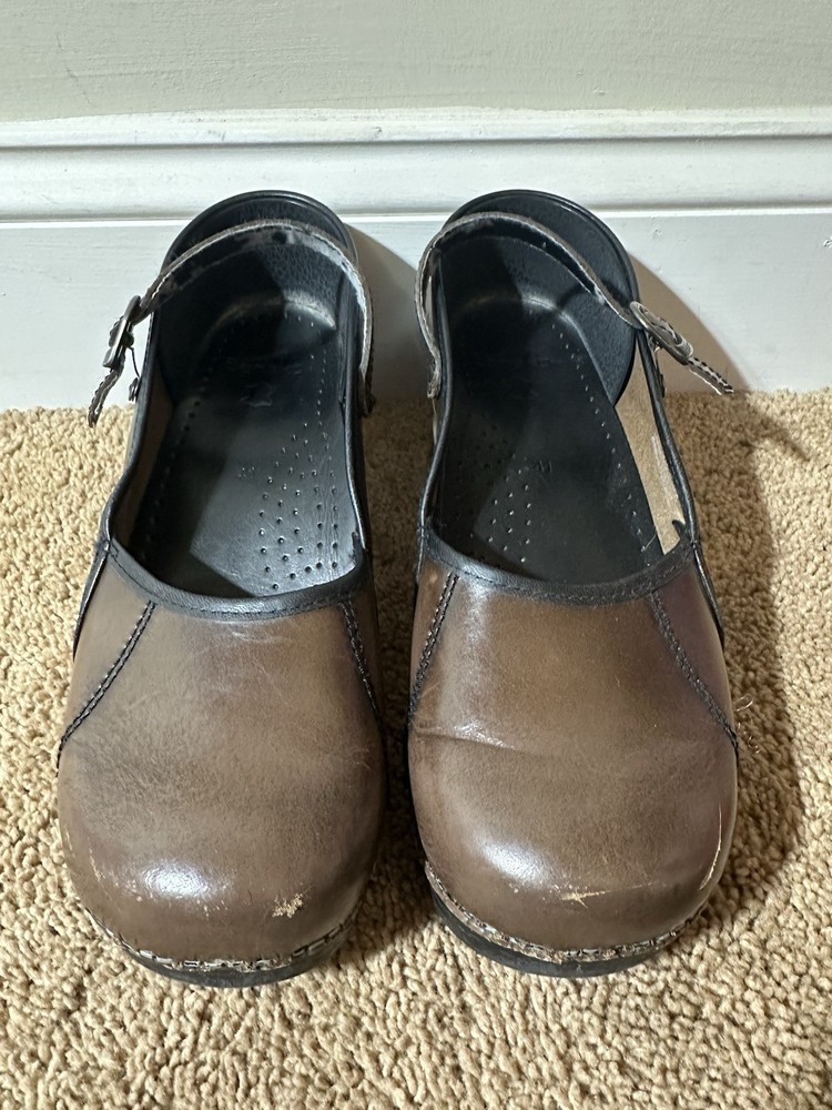 Dansko Marcelle Mary Jane Brown Leather Clogs Women’s size 41