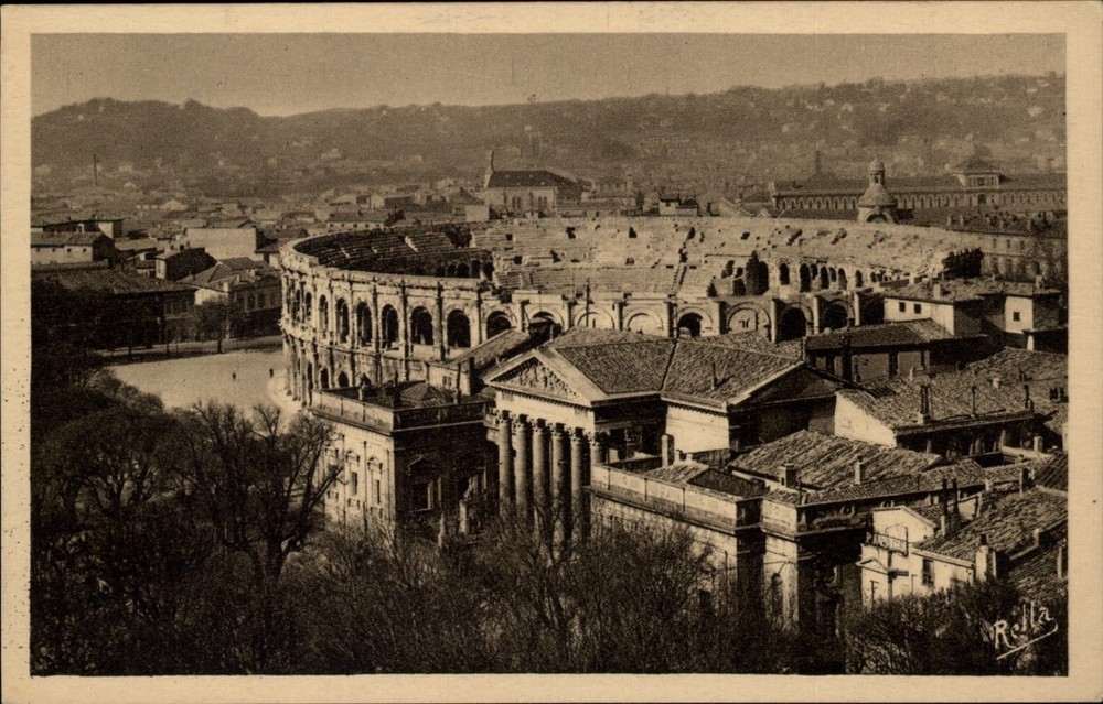 Arena Nimes Gard France vintage postcard s361