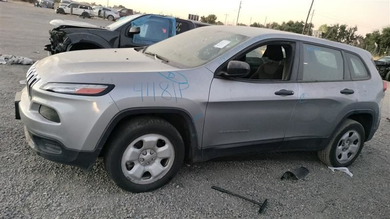 CHEROKEE  2014 Inner Fender 3347418