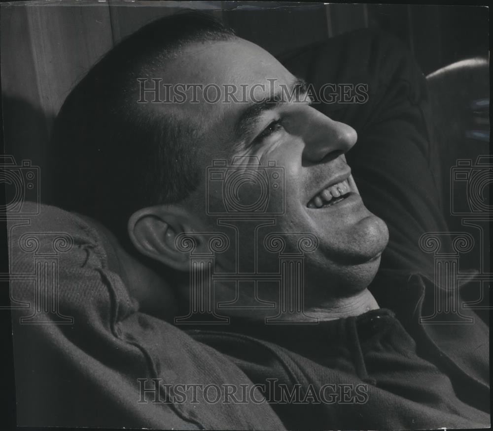 1982 Press Photo Senator-Elect Joseph R. McCarthy at Land o' Lakes Wisconsin