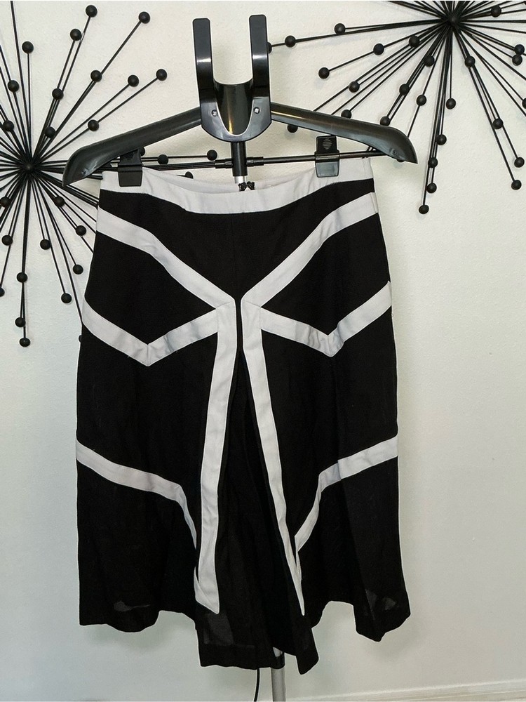 BCBG Max Azria Runway Black Geometric Midi Skirt Small
