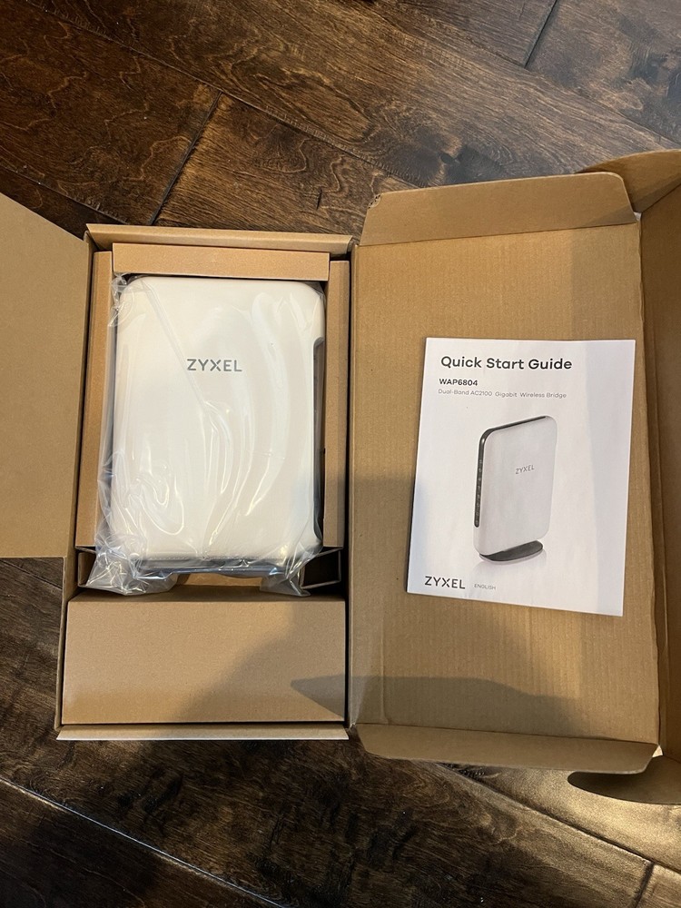 NEW! Zyxel Dual-Band Gigabit Access Point- Wi-Fi Extender Model WAP6804